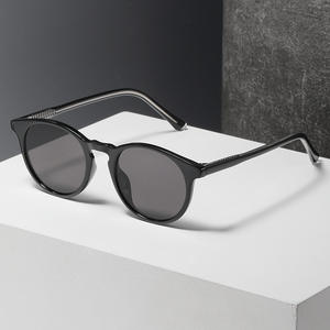 แว่นกันแดดทรงกลมใหม่กรอบโลหะสีดำ UV400 แว่นกันแดดสำหรับทุกเพศคลาส 2 เลนส์พีซี WM TR28030 - Product Image 3