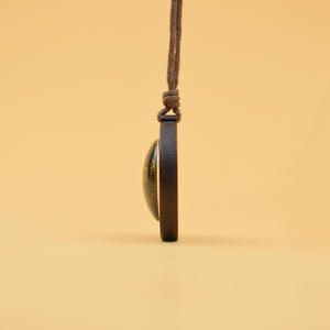 Système solaire planète néptune, Venus, <span class=keywords><strong>lune</strong></span>, terre, Jupiter, Mars, saturne, Uranus, mercure, soleil, Art, collier pendentif en bois naturel - Product Image 4