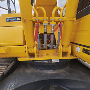 Casi Nueva, Excavadora de Cadenas Grande Komatsu PC220, Viene con Piezas Originales. - Product Image 6