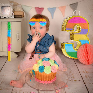 Piñata de papel personalizable con números coloridos Suministros de fiesta de cumpleaños para niños para Navidad Incluye antifaz y Asa - Product Image 6