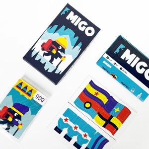 משחק קלפים אסטרטגי של MIGO בגרסה אנגלית, פורמט קומפקטי וידידותי לנסיעות, מושלם למשחק מהנה בדרכים, למסיבות ולמשפחה.