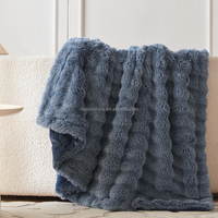 Plaid en fausse fourrure pour canapé, couverture moelleuse et épaisse en peluche à bulles, couverture surdimensionnée chaude et douce pour le camping et les voyages, gris