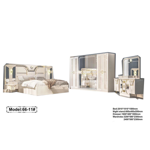 Set <span class=keywords><strong>Camera</strong></span> <span class=keywords><strong>da</strong></span> <span class=keywords><strong>Letto</strong></span> Moderno 5 Pezzi in MDF, Misura King Size, Pronto per la Consegna - Product Image 1