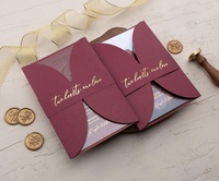Invitations de Mariage de Luxe Personnalisées, Pliables, en Papier Acrylique Bourgogne et Doré, avec Carte RSVP à Code QR