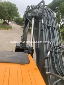 รถขุดไฮดรอลิกแบบตีนตะขาบฮุนได 305LC-9T มือสองจากเกาหลี น้ำหนัก 30 ตัน เครื่องยนต์ 198 กิโลวัตต์ ความจุบุ้งกี๋ 1.0 ลูกบาศก์เมตร ประสิทธิภาพสูง - Product Image 5