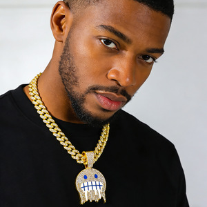 สร้อยคอแฟชั่นสไตล์พังก์วินเทจแบบใหม่ โซ่คิวบาแบบกว้าง จี้ทรงกลม ชุบทอง โลหะผสม สร้อยคอผู้ชาย ขายส่ง - Product Image 1