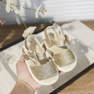 Sandalias de bebé a la moda 2024, zapatos de bebé con punta abierta para niños pequeños, sandalias de lentejuelas de princesa de verano para niñas - Product Image 1
