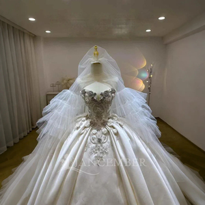 Vestido de Novia Vintage con Pedrería Brillante y Flores 3D en Satén, Modelo Lsjj29 - Product Image 6