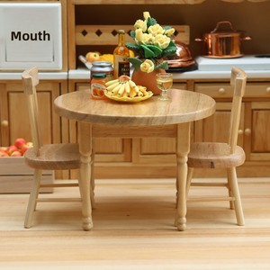 Muebles en Miniatura para Casa <span class=keywords><strong>de</strong></span> <span class=keywords><strong>Muñecas</strong></span> 1:12, Escena <span class=keywords><strong>de</strong></span> Cocina Moderna y Minimalista, Juego <span class=keywords><strong>de</strong></span> 3 Piezas, Color Madera Natural, Mesa y Sillas <span class=keywords><strong>de</strong></span> Bolsillo para Bebés - Product Image 1