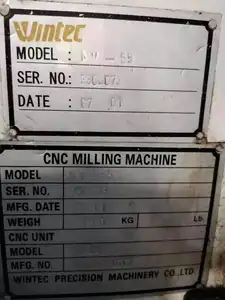 Tweede Hand Bewerkingscentrum Taiwan Cnc Freesmachine 850 Drie-As Hard Track Mitsubishi System Verticale Cnc Machine