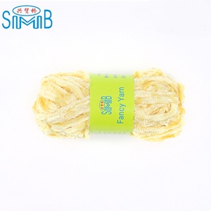 Made in china barato moda hilo de fantasía <span class=keywords><strong>chenille</strong></span> <span class=keywords><strong>lana</strong></span> 100% poliéster hilados de chenilla para tejer - Product Image 4