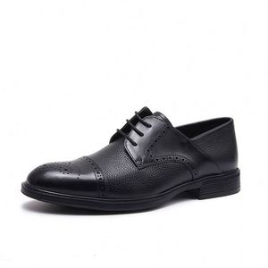 Chaussures de mariage italiennes haut de gamme pour hommes, luxueuses, sur mesure, fabriquées à la main, en cuir, style brogue, à bout carré, pour le bureau, antidérapantes et respirantes - Product Image 2