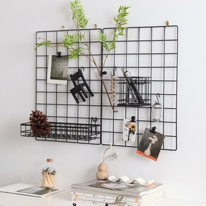 Panneau <span class=keywords><strong>de</strong></span> <span class=keywords><strong>grille</strong></span> en treillis métallique soudé noir, découpable et pliable, <span class=keywords><strong>pour</strong></span> l'affichage <span class=keywords><strong>de</strong></span> photos, l'écran mural, l'organisation <span class=keywords><strong>de</strong></span> rangement, conception détachable - Product Image 4