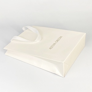 Private Label Perfume Jewelry Packaging <b>Gift</b> Paper <b>Bag</b> Custom White Earring Shopping Paper <b>Bag</b> with Your Own Logo - Product Image 2