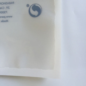 Sachet plastique refermable en PP recyclable avec fenêtre transparente frontale et fermeture éclair, idéal pour accessoires capillaires et emballage carton - Product Image 4