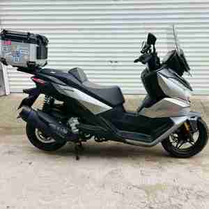 CALIDAD MEJOR Unigear VOGES SR250GT Pedal Motocicleta Scooter de gas de <span class=keywords><strong>segunda</strong></span> <span class=keywords><strong>mano</strong></span> - Product Image 6