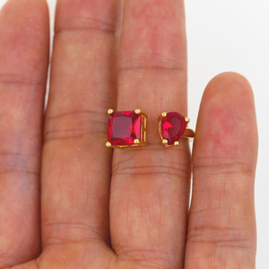 Anello Bypass Toi Et Moi Regolabile in Ottone Placcato Oro 18K <span class=keywords><strong>con</strong></span> Due Pietre CZ Taglio Smeraldo Quadrato e a Goccia - Product Image 2
