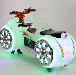 <span class=keywords><strong>Moto</strong></span> électronique à batterie pour centre commercial intérieur et extérieur Future Chariot auto tamponneuse prix <span class=keywords><strong>moto</strong></span> pour enfants et adultes - Product Image 3