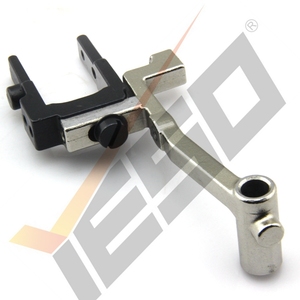 SA6150101 Barre D'alimentation <span class=keywords><strong>Fourche</strong></span> Assy Frère Double Aiguille T-8422C T-8452C T- 8722C T-8752A Machine À Coudre Pièces De Rechange - Product Image 4