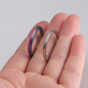 Porte-clés plat fendu en acier inoxydable plaqué PVD poli miroir de 25 mm - Product Image 2