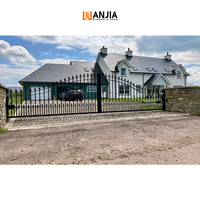Porte d'entrée fantaisie en fer forgé pour villas Porte d'allée principale extérieure en métal surdimensionnée avec style ouvert coulissant