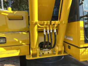 Komatsu รถตัก PC120มือสองประสิทธิภาพสูงรถขุดตีนตะขาบญี่ปุ่นทนทานเครื่องจักรสำหรับเคลื่อนย้ายดินส่วนประกอบปั๊มมอเตอร์หลัก - Product Image 3