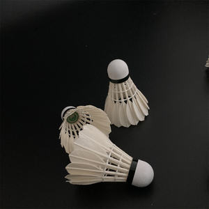 Volants hybrides <span class=keywords><strong>G4</strong></span> à usage professionnel Vente d'usine chinoise <span class=keywords><strong>Badminton</strong></span> populaire - Product Image 3