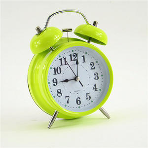 Reloj analógico de cuarzo con pilas Reloj despertador de campana doble con timbre extra más fuerte con luz nocturna para personas que duermen mucho - Product Image 5