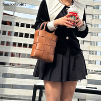 Sacs à bandoulière pour femme en cuir véritable de style simple, couleur unie, tissés, avec bandoulière réglable, sac fourre-tout