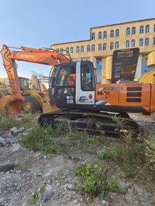 Escavatore Hitachi ZX200 Usato Quasi Nuovo, 20 Tonnellate, Componenti Motore e Trasmissione, Potenza 70kW, Durevole, in Vendita - Product Image 2