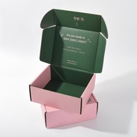 Boîte cadeau en carton ondulé personnalisée de haute qualité avec gaufrage, logo d'expédition, emballage pour sweat à capuche, boîte de rangement pour bijoux