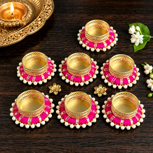 Ensemble de lanternes Diya en verre pour bougies chauffe-plat, avec base en forme de donut en fil de soie et bordure dorée en perles Gota, pour centre de table - Product Image 1