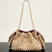 Pochette OEM/ODM au design de niche, haut de gamme, fabriquée à la main en atelier, à porter à l'épaule, à pois, légère et luxueuse, avec cordon, automne-hiver