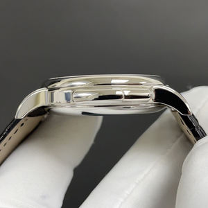 Montre mécanique vintage pour homme, boîtier rond argenté, bracelet en cuir de crocodile noir, petit second cadran secondaire, montre élégante et formelle - Product Image 5