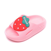 Tongs d'été respirantes unisexes pour enfants, motif princesse fraise, en PVC souple, imperméables et antidérapantes, pour la maison