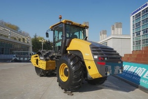 Rodillo Compactador Vibratorio de Un Solo Tambor de 16.4 Toneladas, Rodillo para Carreteras XS165, Motor Diésel de 129kW, Alta Eficiencia, Fuerza Excitante de <span class=keywords><strong>340</strong></span>/236kN - Product Image 4