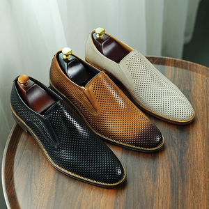 Fashionable hollowed-out men's genuine leather ankle-length business formal breathable one-piece men's <b>shoes</b> - Product Image 3