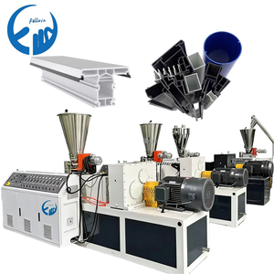 Ligne de production de profilés PVC, machine d'extrusion, extrudeuse, équipement d'usine <span class=keywords><strong>pour</strong></span> fenêtres et portes, prix d'usine - Product Image 1