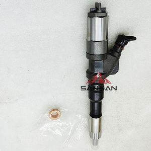 6156-11-3300 Yakıt Enjektörü, 6D125 QSB <span class=keywords><strong>3.3</strong></span> Motorlu PC400-7 PC400LC-7E0 PC400LC-7 Ekskavatör için - Product Image 2