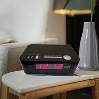 Radio-réveil 4 en 1 R-1212 |   Écran LED super grand de 0,9 pouce |   AM/FM |   Connexion sans fil des téléphones mobiles