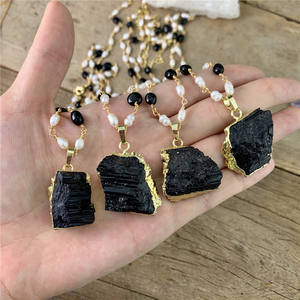 <span class=keywords><strong>Collana</strong></span> LS-B1591 Placcata Oro <span class=keywords><strong>con</strong></span> Pietra Grezza di Tormalina Nera Naturale, <span class=keywords><strong>Collana</strong></span> <span class=keywords><strong>con</strong></span> Gemme di Onice Nero e Catena a <span class=keywords><strong>Rosario</strong></span> <span class=keywords><strong>con</strong></span> Perle - Product Image 4