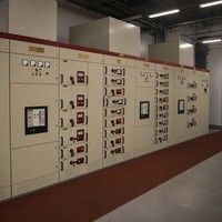 Série professionnelle de disjoncteurs de distribution d'énergie 380V de type extractible avec isolation de maintenance pour MCC industriels