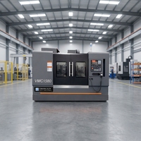 Centre d'usinage vertical automatique Fanuc VMC1580 BT50 certifié CE, robuste, à châssis en fonte haute rigidité pour pièces automobiles