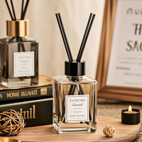 Bouteille d'aromathérapie vide en verre transparent personnalisée de luxe bouteille de diffuseur d'arôme d'aromathérapie d'huile essentielle 100ml 150ml 200ml vente en gros