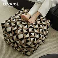 Housse de coussin de sol moderne de luxe pouf décoratif pour la maison tabouret brodé pouf canapé salon décor coussin de siège repose-pieds