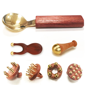 2025 sản phẩm hàng đầu thúc đẩy lưu lượng máu và sâu da đầu massage với gua SHA lược thiết lập mặt massager bàn chải cho đầu ứng dụng - Product Image 4