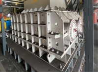 Concasseur à double rouleaux pour matériaux électrolytiques avec une capacité de 500 t/h, moteur AC, pompe, boîte de vitesses, PLC pour carrière de charbon