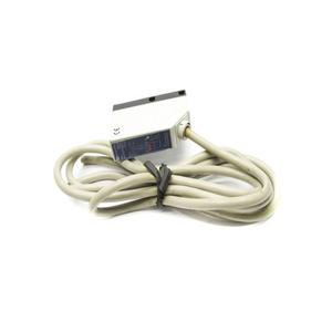 Controlador de programación PLC de automatización Industrial de almacén listo original Nuevo de 2017 - Product Image 1