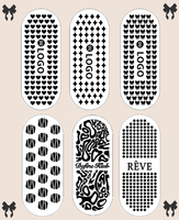 Chaussettes Pilates avec logo personnalisé avec poignées antidérapantes, chaussettes de yoga blanches avec bord festonné vert, vente en gros OEM/ODM