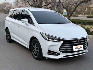BYD Song MAX 1.5T Manuelle 7 places MPV 2017, Sièges électriques, Régulateur de vitesse, Toit ouvrant, Voiture d'occasion essence, Exportation vers l'<span class=keywords><strong>Afrique</strong></span> du Sud - Product Image 2